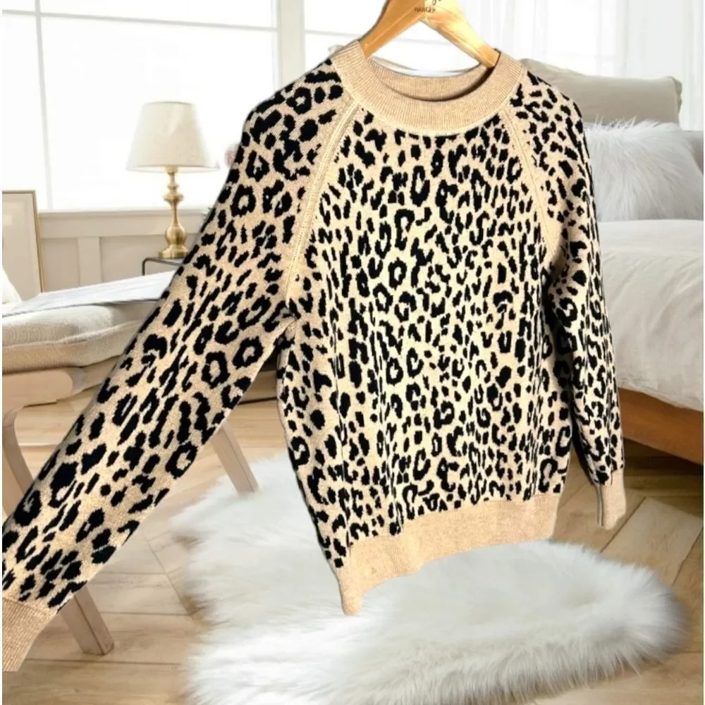 J. CREW MERINO WOOL LEOPARD CHEETAH ANIMAL PRINT KNIT SWEATER CREWNECK XS - Picture 5 of 9